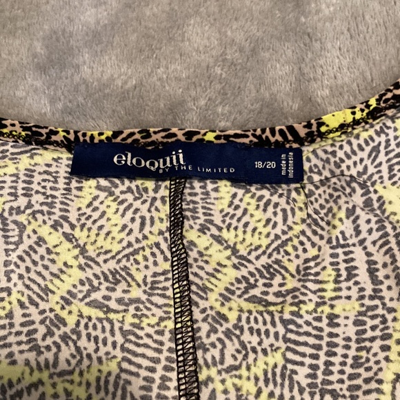 ELOQUII by The Limited Shirt Bat Wing Geometric Print WOMEN’S Size 18 / 20 - Picture 5 of 10